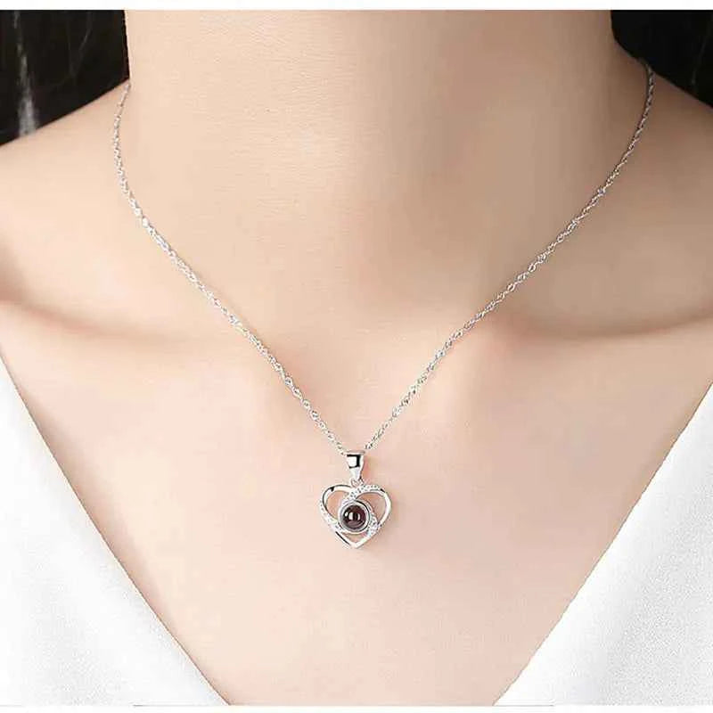 Projection Color Photo Heart Necklace
