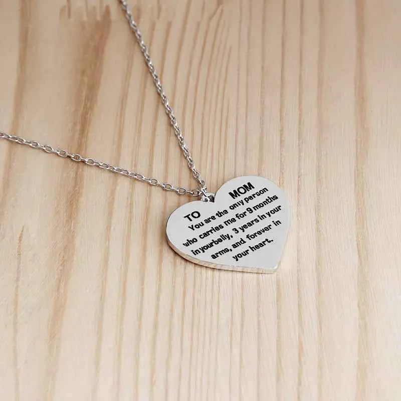 Heart-Shaped Engraved Necklace for Mother's Day Gift