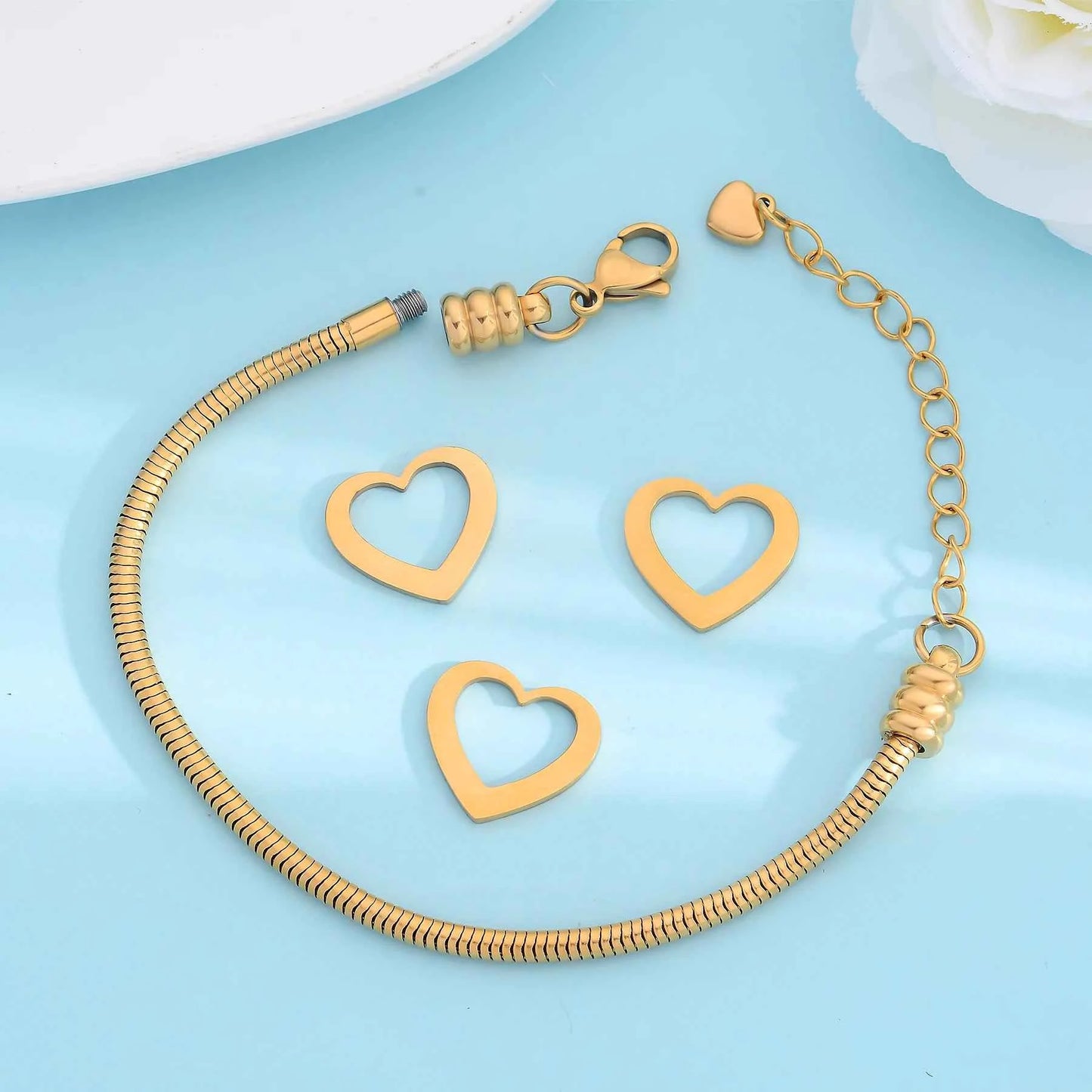 Personalized Stainless Steel Heart Charm Bracelets for Women Custom Engraved Family Name Adjustable