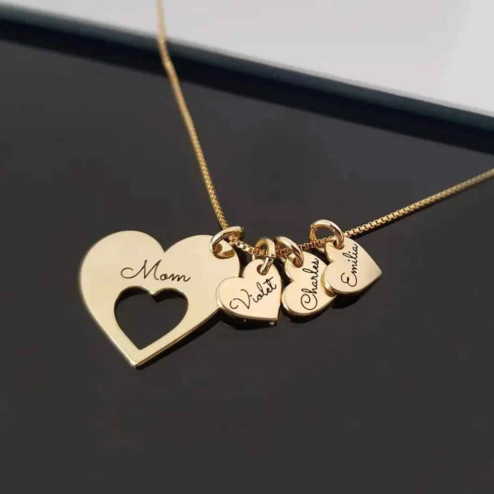 Personalized Hearts Necklace For Mom Engraved With Multiple Kids family Names