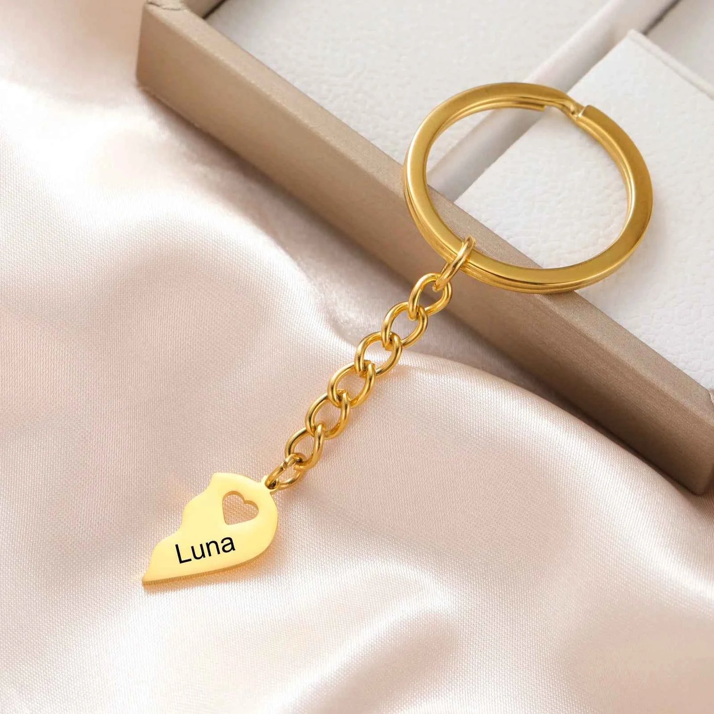 Couple Heart Engrave Name Personalized Keychain for Women Men Custom Family