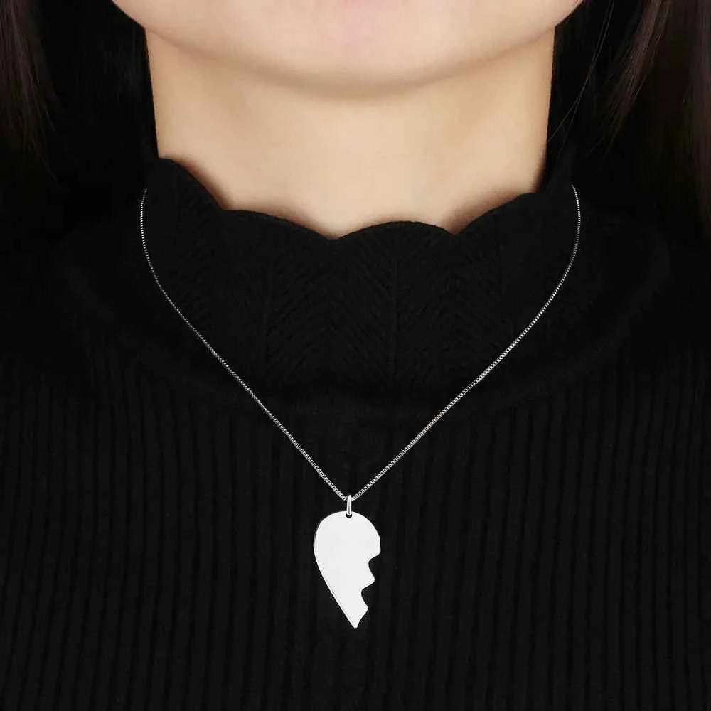 Personalized Silver Heart Necklace Jewelry (Hot Item)