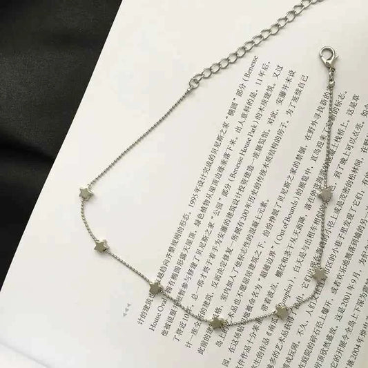 Short Necklace with Starry Beads and Choker Design