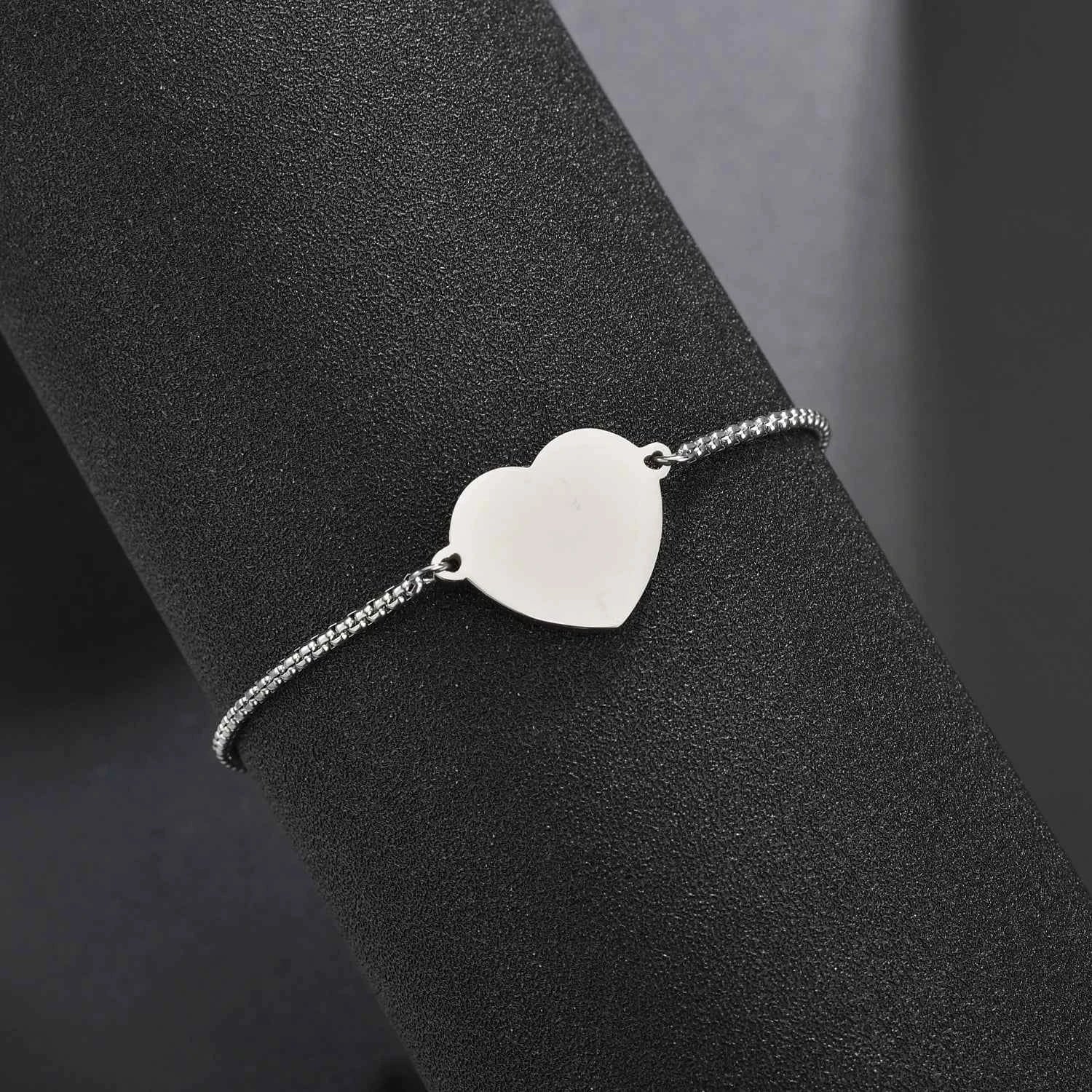 Personalized Engraved Heart Bracelet Custom Name Date Photo Logo For Women Men