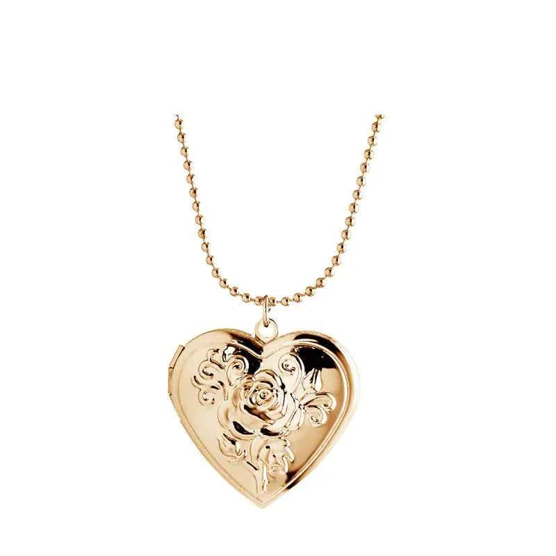 Heart Pendant Necklace with Vintage Rose Photo Box