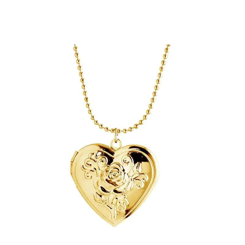 Heart Pendant Necklace with Vintage Rose Photo Box
